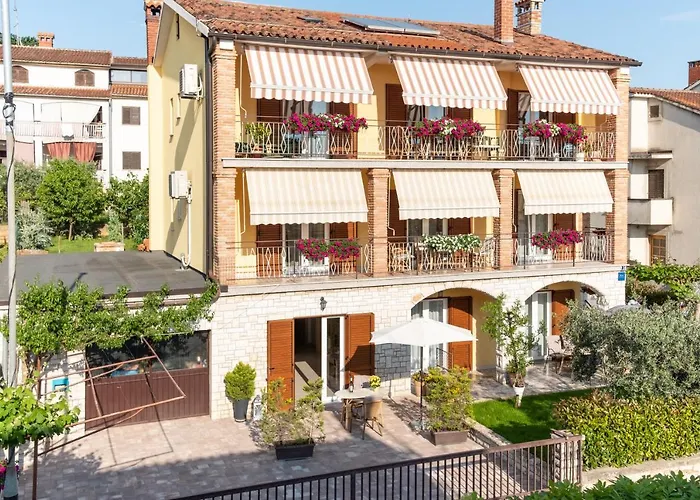 Apartmani Jolly Porec: Blizu Centra I Mora