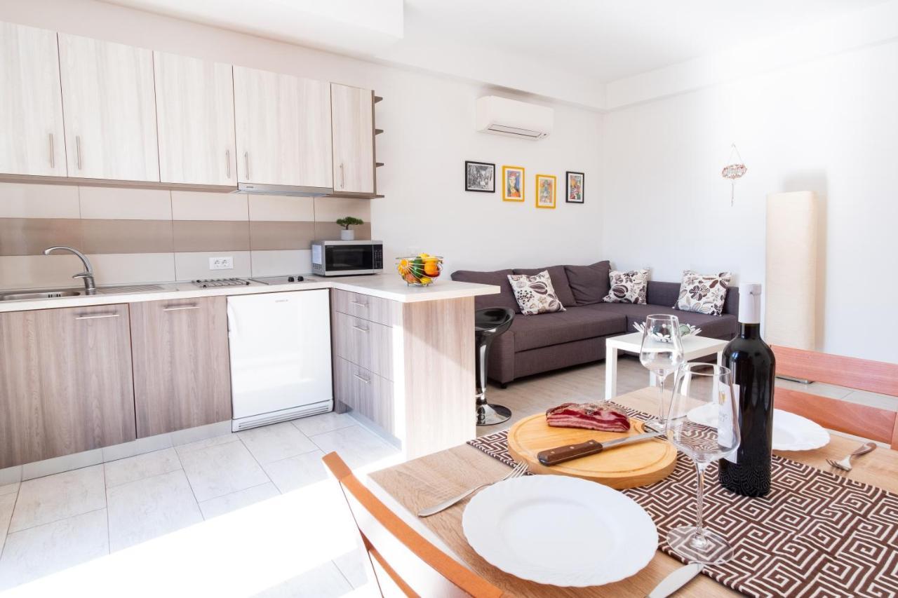 Jolly Porec: Blizu Centra I Mora Appartement