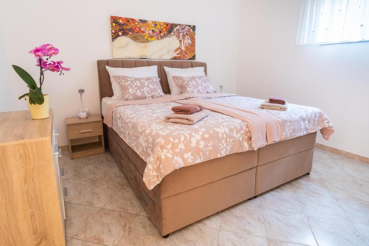 Jolly Porec: Blizu Centra I Mora Appartement
